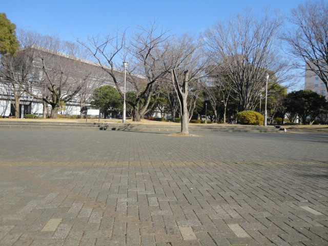 構内清掃後広場