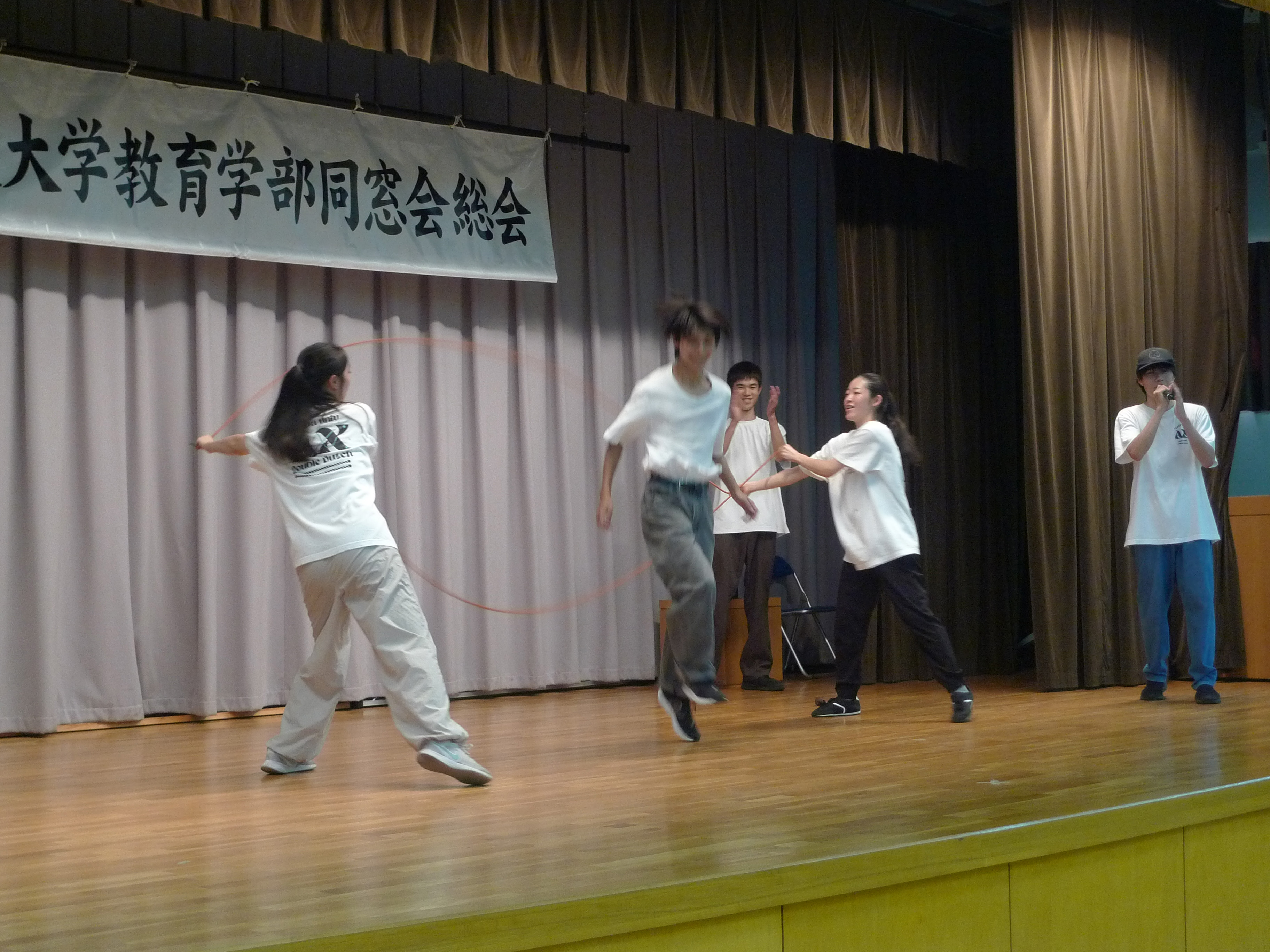 学生による実演